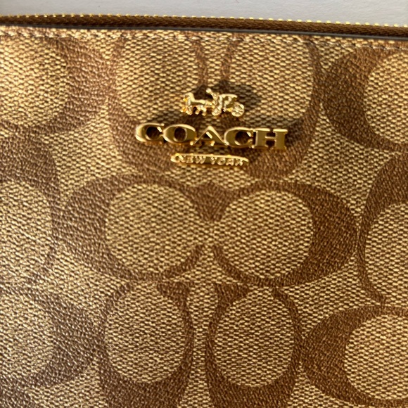 Tan Coach Signature Print Leather Wristlet Holiday Edition with Snowflake Charm - Picture 4 of 6